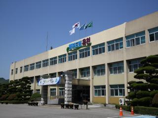 옥천라이온스클럽‧목련라이온스클럽, 이취임식 축하, 나눔으로 이어지다 이미지