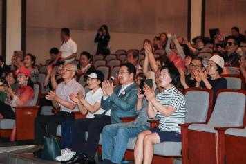포도복숭아 축제장 방문 격려 및 옥천읍주민자치회 수익금 기부